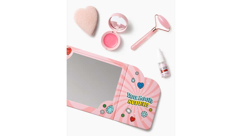 Dieses Super Smalls Set verwandelt GRWM-Routinen in ein Spiel