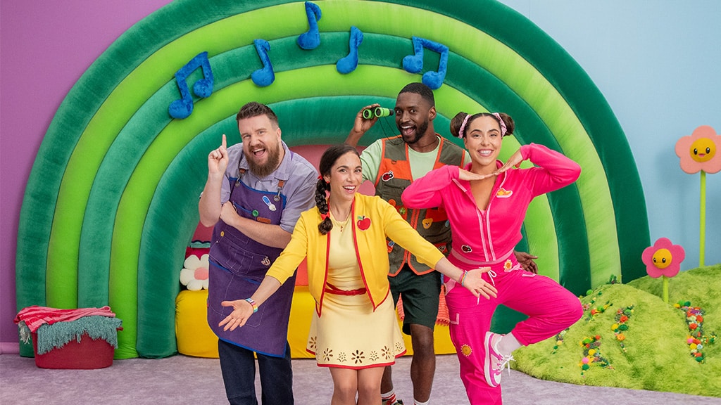 Mache einen Ausflug nach Dinnyeföld mit der neuen Live-Action- und Bildungssendung von CoComelon