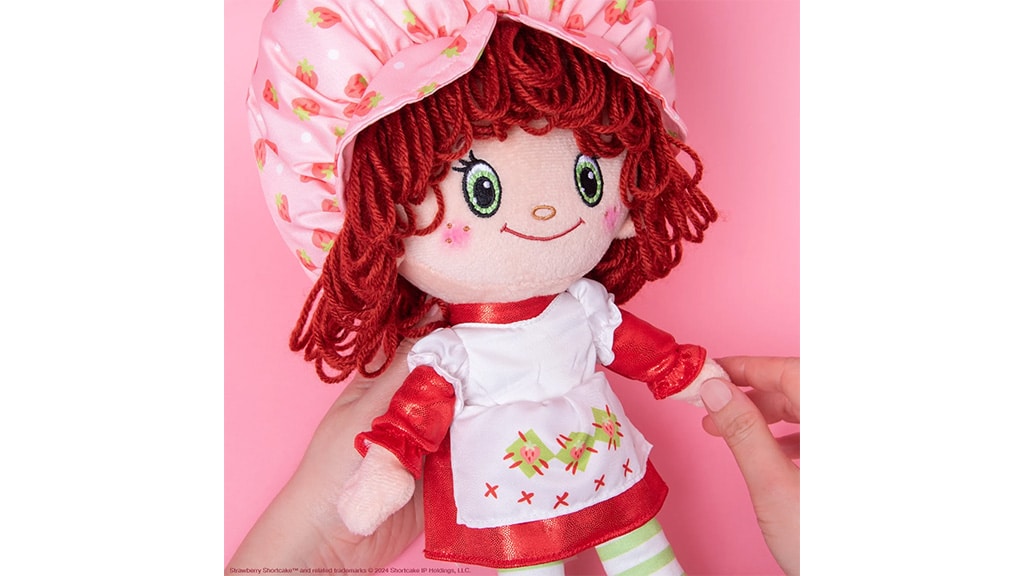 The Loyal Subjects: Erdbeer-Kuchen 35 cm Stoffpuppe