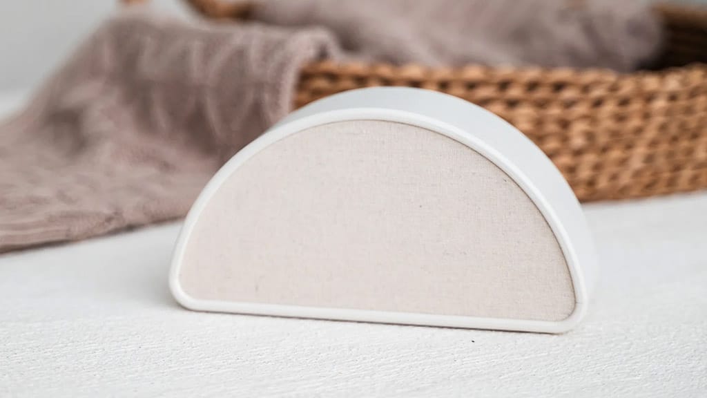 Das Cot and Cradle Shushiie hilft Babys, ruhig zu schlafen