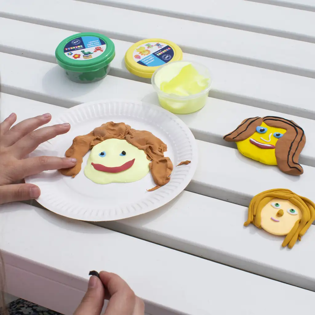 PlayBox: 24-teiliges lufttrocknendes Knetset kép 3