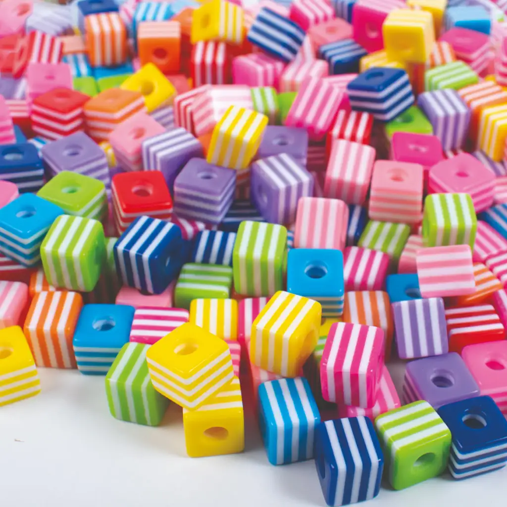 PlayBox: Gestreiftes buntes Perlen-Set 300 Stück kép 1