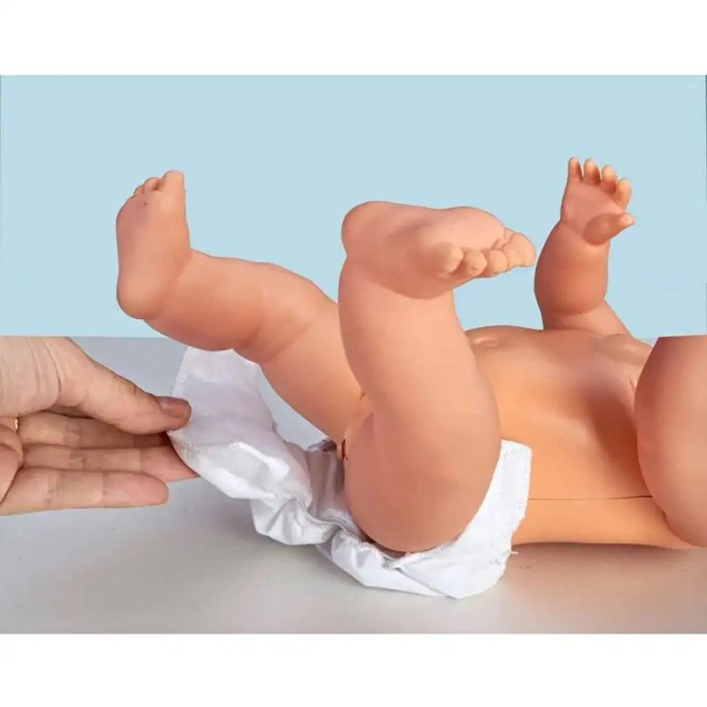 Nenuco: Interaktive Puppe Sára mit Zubehör kép 6