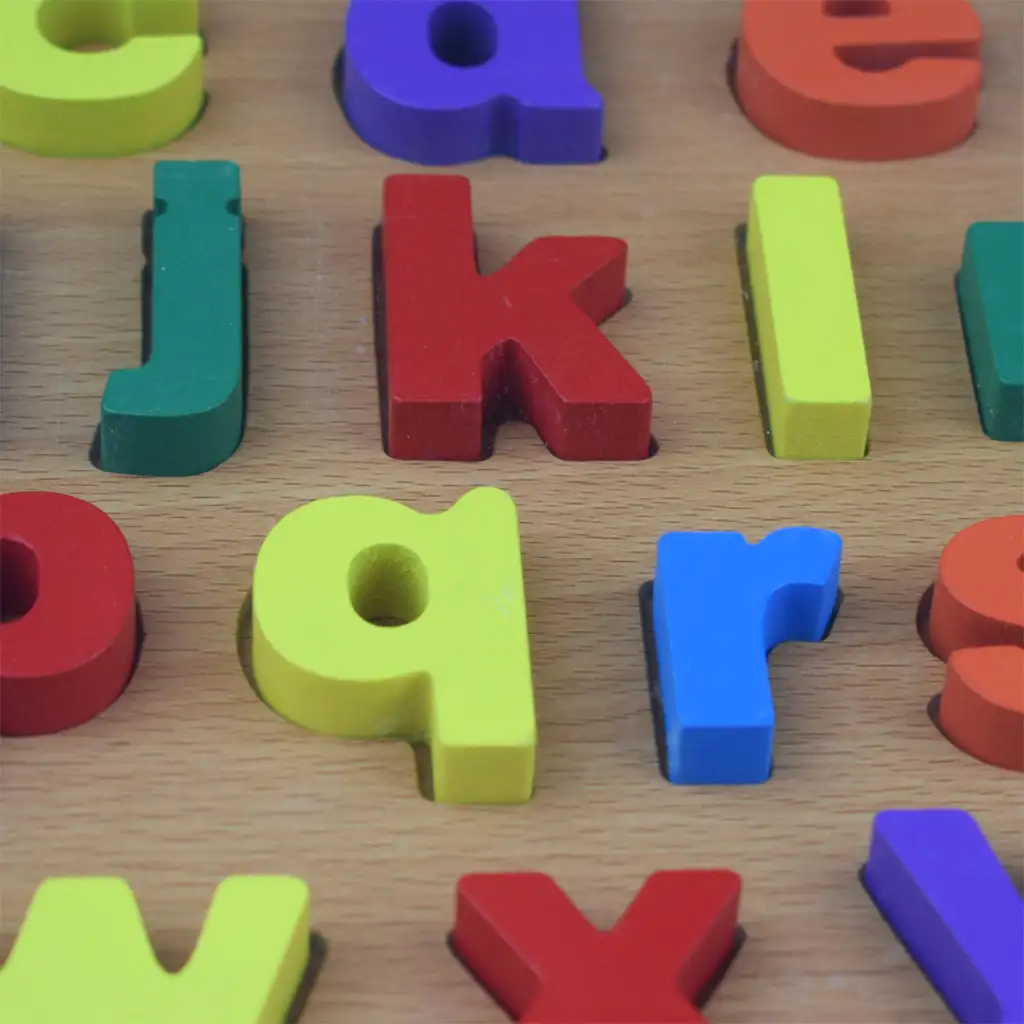 ABC bunte Holz Kleinbuchstaben Puzzle 30x22cm kép 2