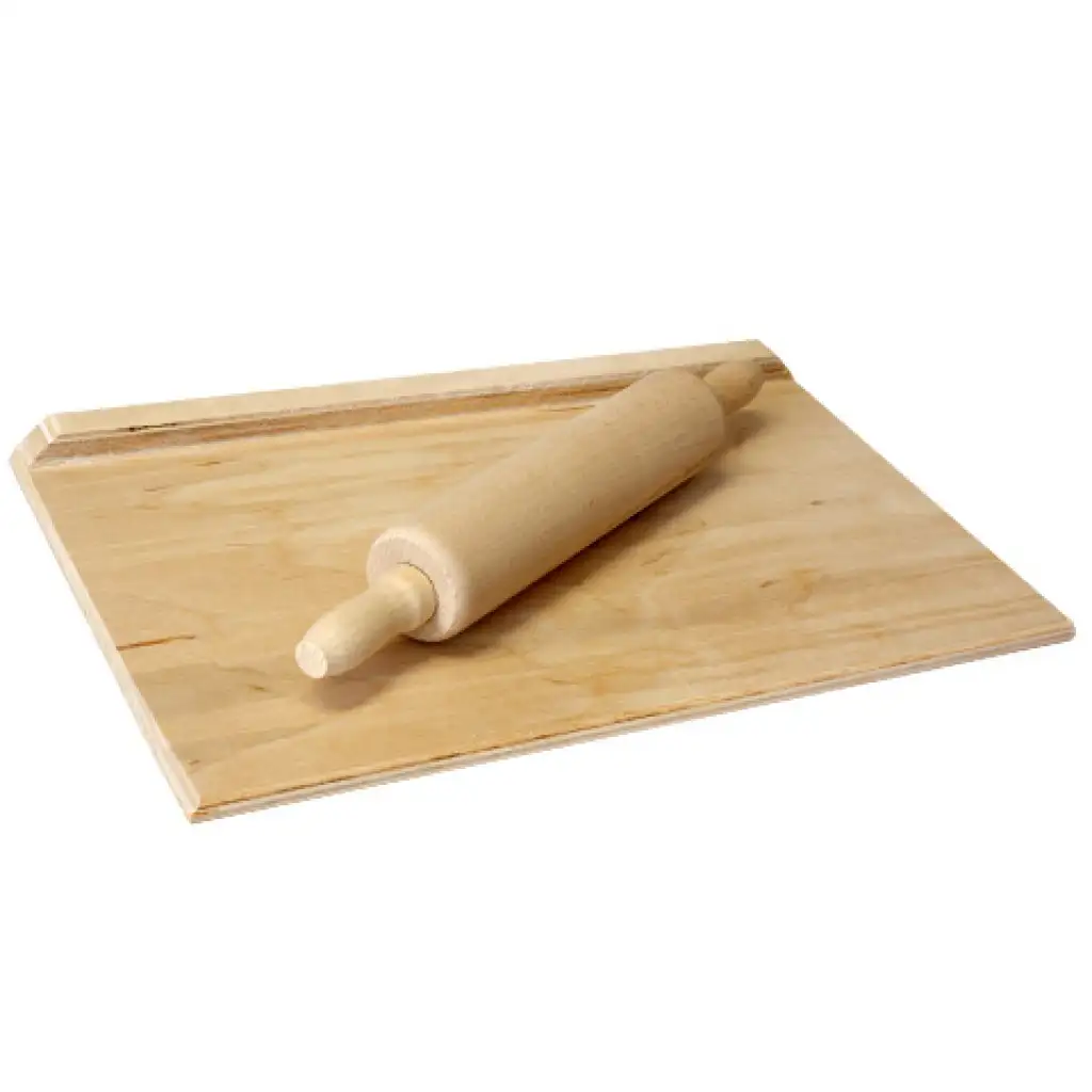 Holztisch zum Kneten mit Nudelholz