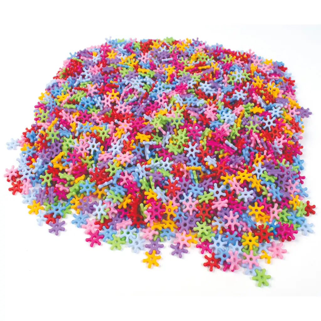 PlayBox: Kunststoff-Perlenset in bunten Schneeflockenformen, 6200 Stück