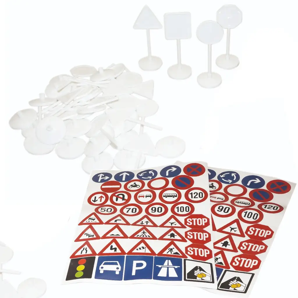 PlayBox: Verkehrsschilder mit Aufklebern