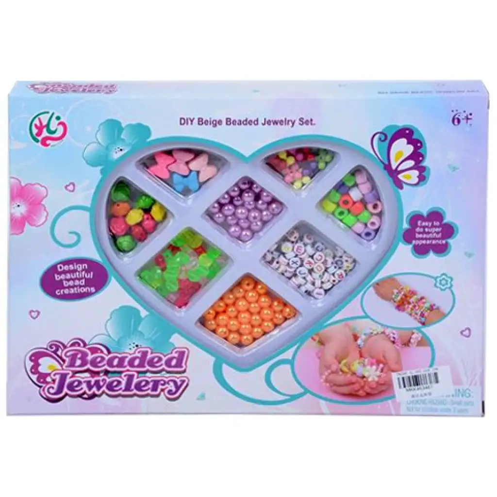 Schmuckset in herzförmiger Aufbewahrung