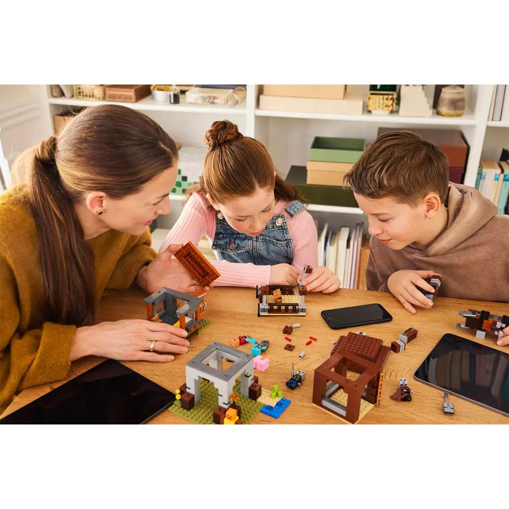 LEGO® Minecraft: Der Überfallende Wachturm und der Verwüster (21278) kép 7