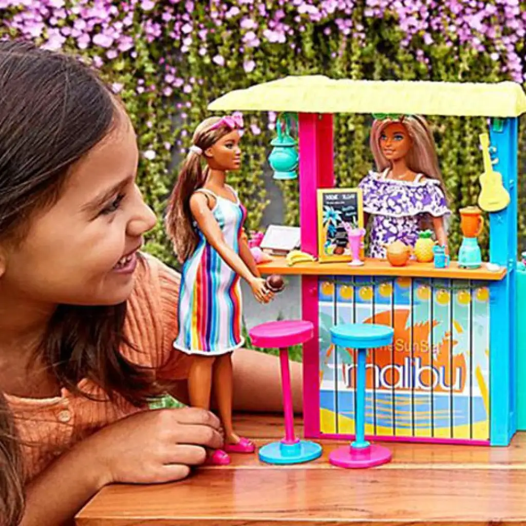 Barbie: Együtt a Földért Strandbisztró játékszett - Mattel kép 3