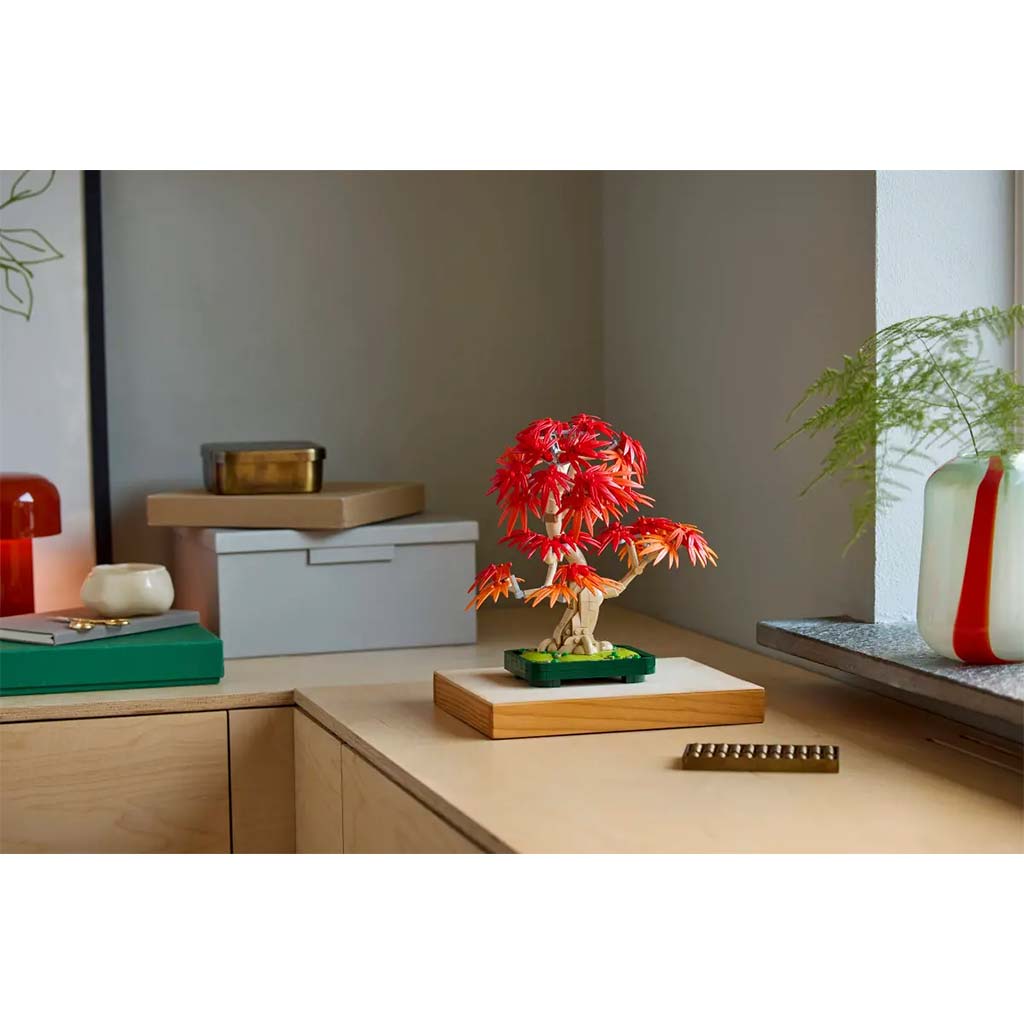 LEGO® Botanicals: Japanischer Ahorn-Bonsai mit roten Blättern (10348) kép 8