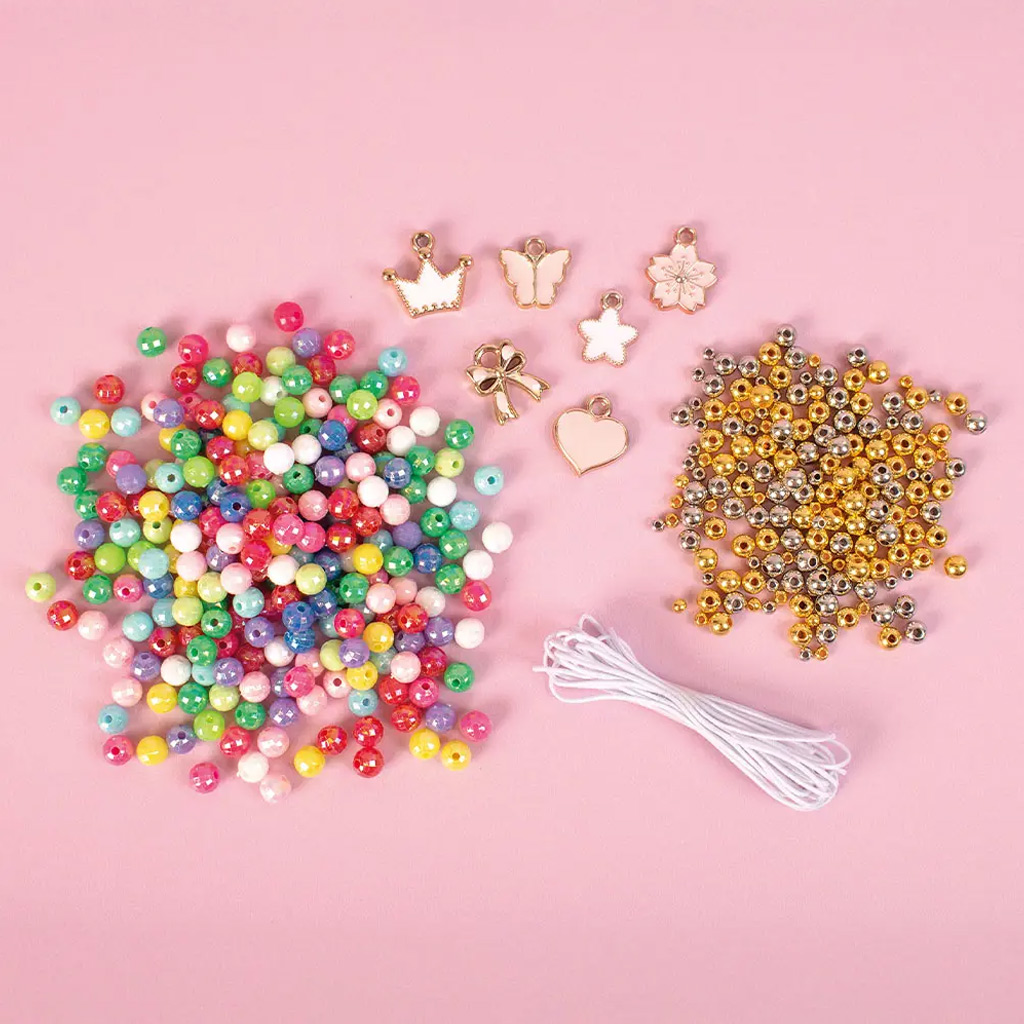 PlayBox: Charm-Armband-Bastelset mit Perlen und Anhängern, 500-teilig kép 2