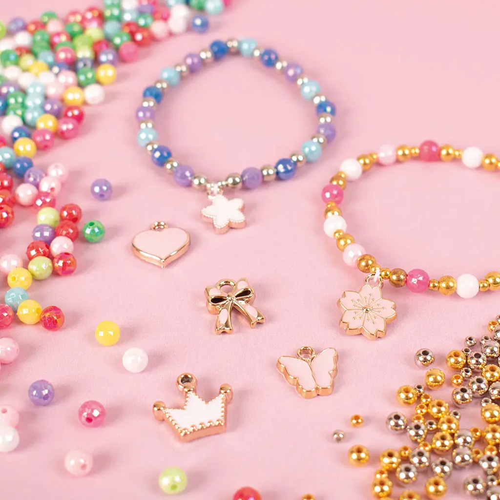 PlayBox: Charm-Armband-Bastelset mit Perlen und Anhängern, 500-teilig kép 4