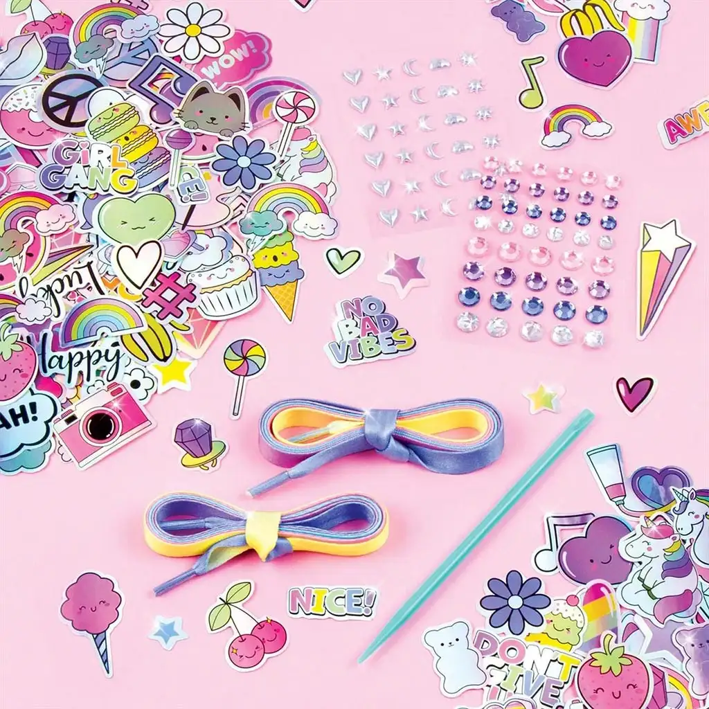 Make It Real: Sticker Chic Schuhdekoration - Der Regenbogenweg der Mode kép 3