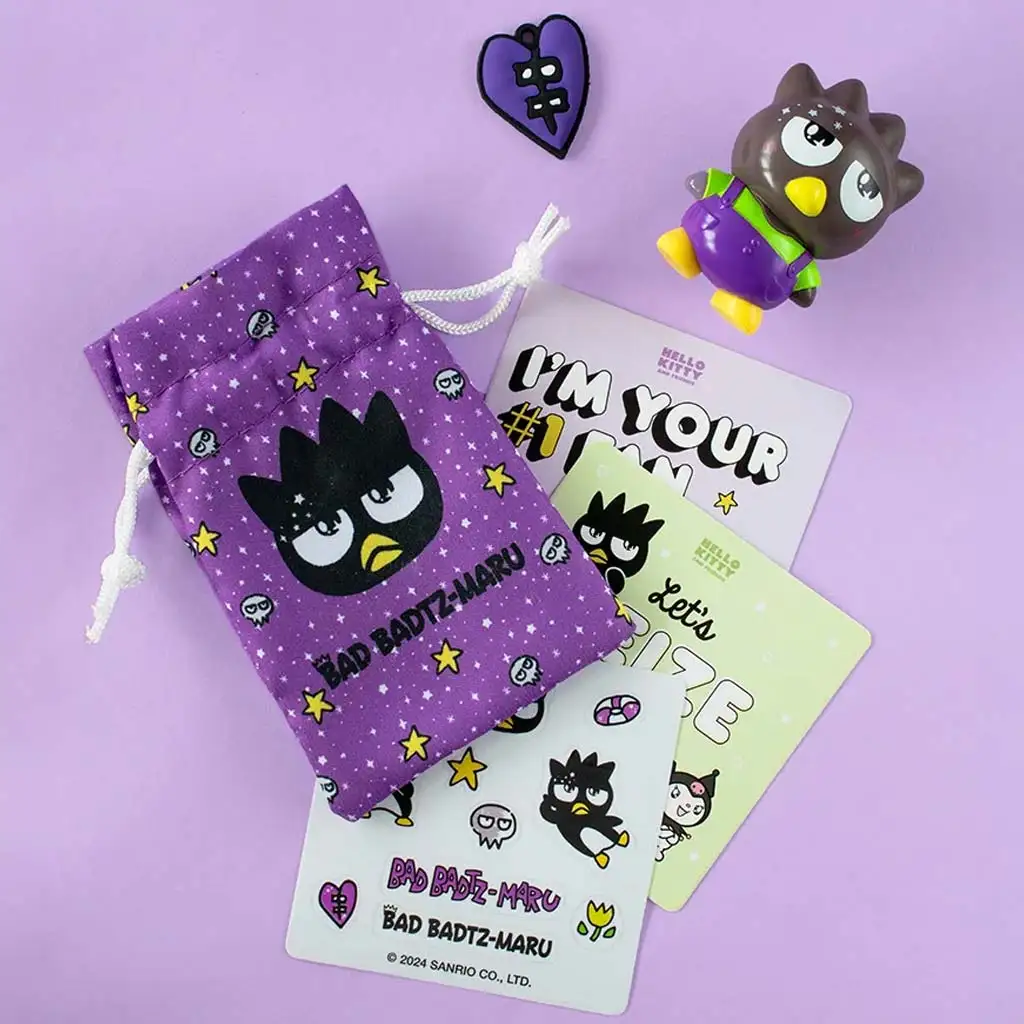 Hello Kitty: Badtzmaru Figur in Box mit Zubehör 6cm kép 3