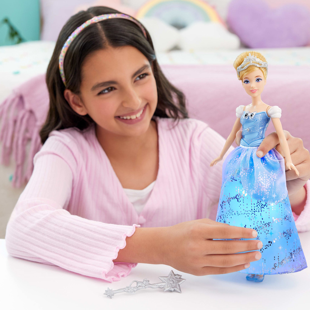 Disney Prinzessinnen: Zauberhafte Cinderella-Puppe – Mattel kép 4