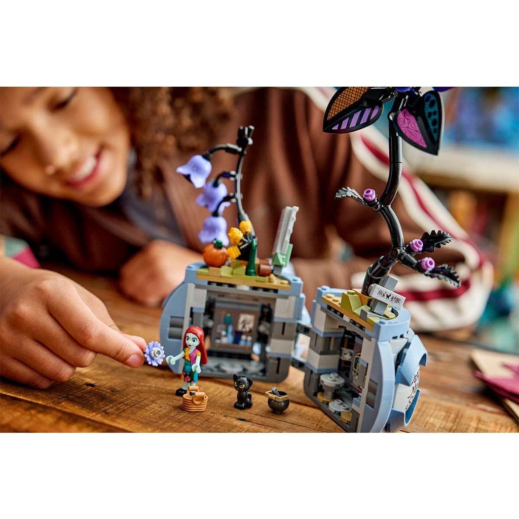 LEGO® Disney™: Sallys Blumentopf (43288) kép 6