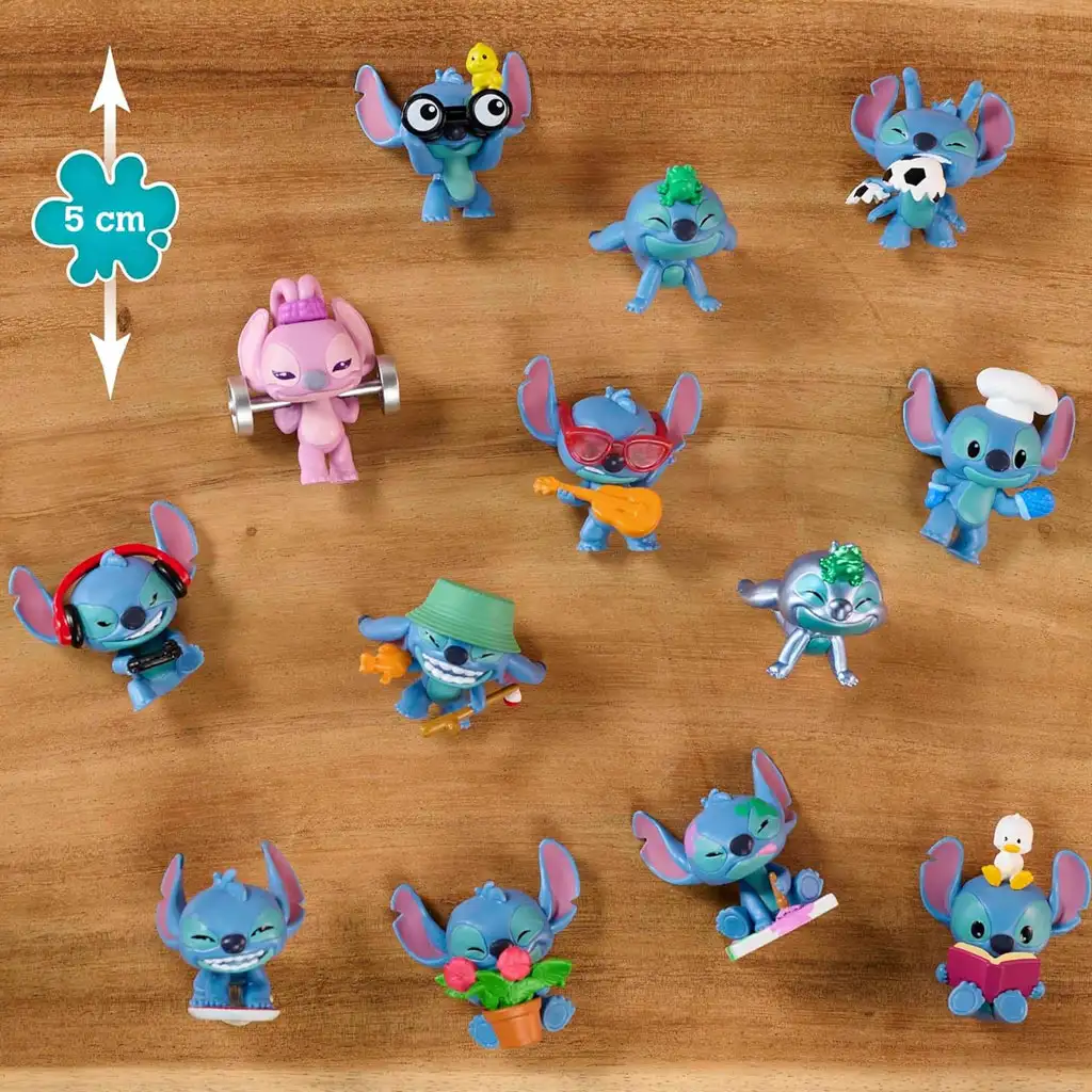Disney+Stitch Mini-Überraschungsfigur in Ananas-förmiger Kapsel Serie 4, 1 Stück kép 3