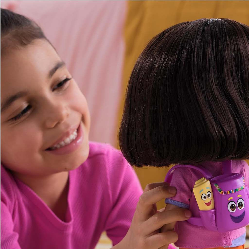 Dora, die Entdeckerin - Singende Dora-Puppe, 30 cm - Spin Master kép 3