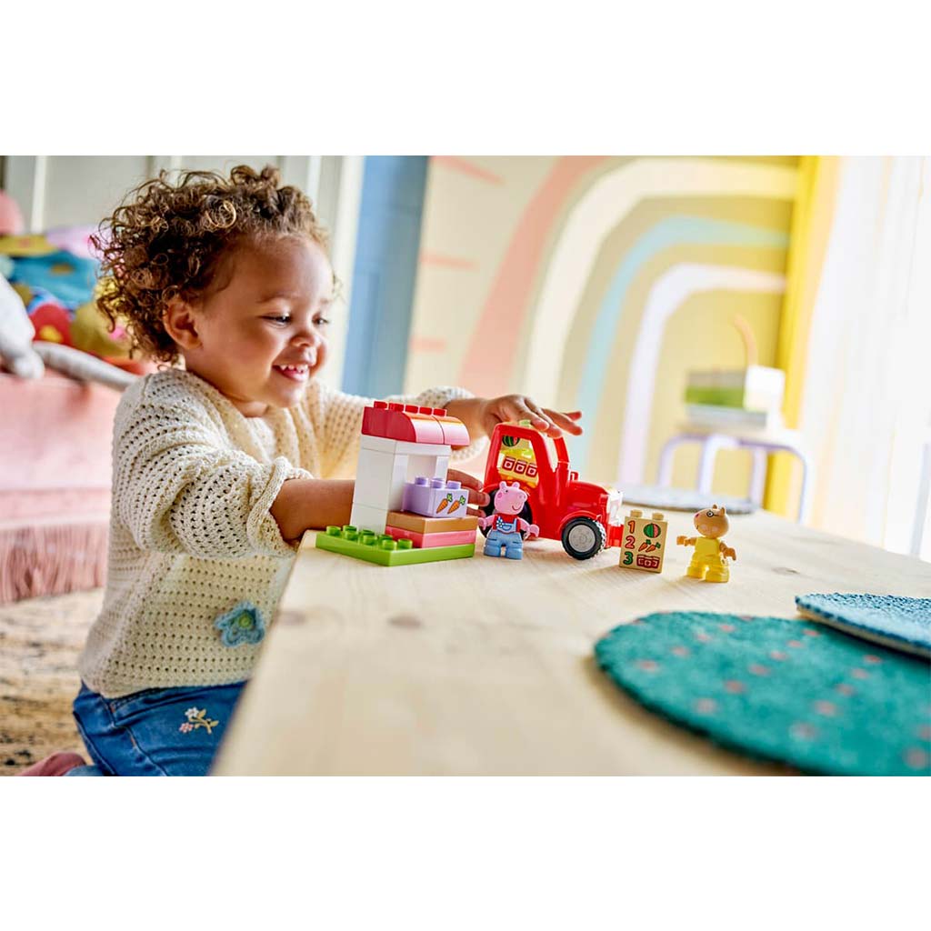 LEGO® DUPLO®: Traktor und Markt (10468) kép 5