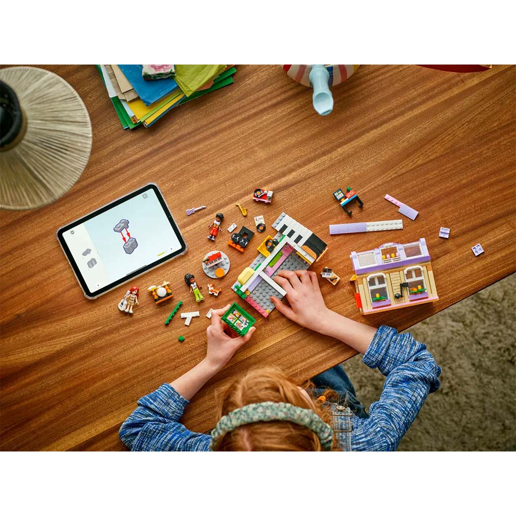 LEGO® Friends: Musikgeschäft und Wohnung (42653) kép 9