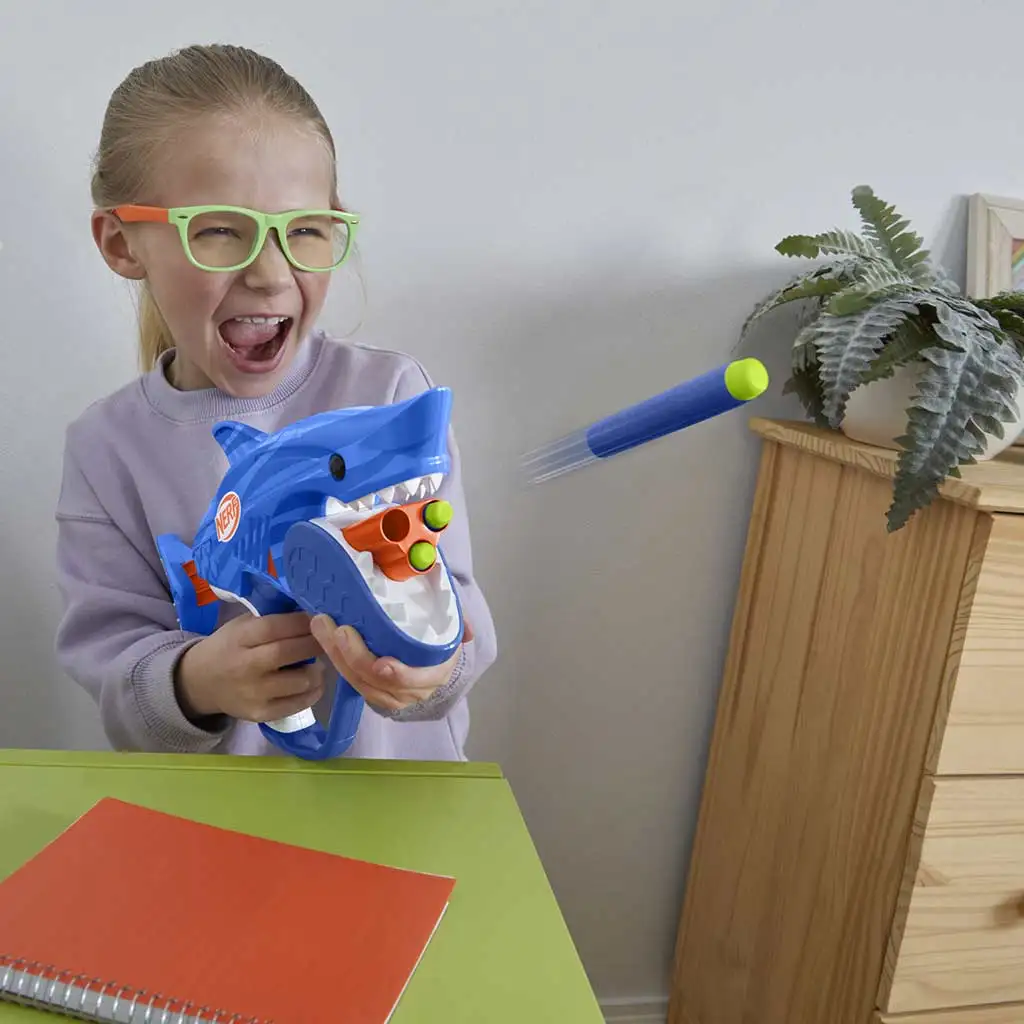 Nerf: Sharkfire Schaumstoffblaster mit 8 Darts - Hasbro kép 5
