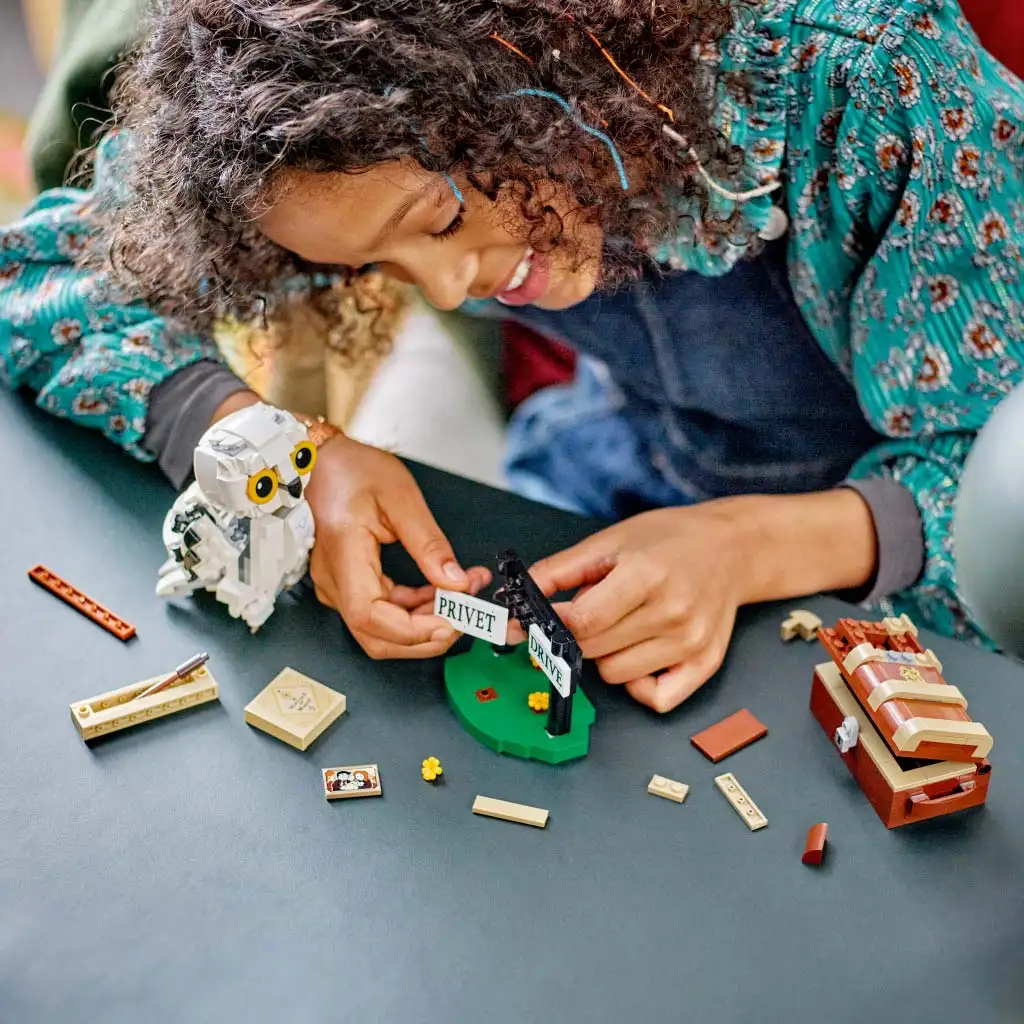 LEGO® Harry Potter™: Hedwig™ in der Ligusterweg 4 (76425) kép 3