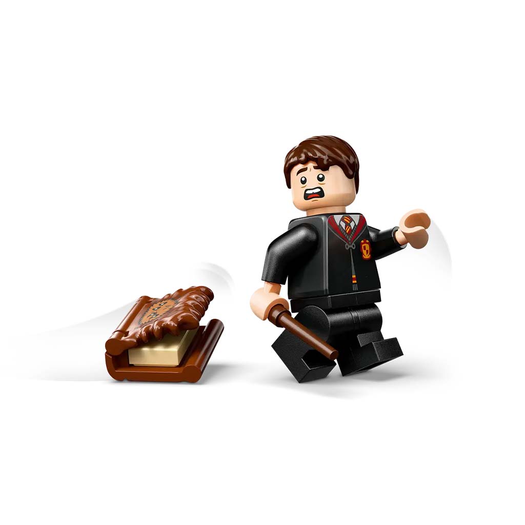 LEGO® Harry Potter: Szörnyek szörnyű könyve (76449) kép 5