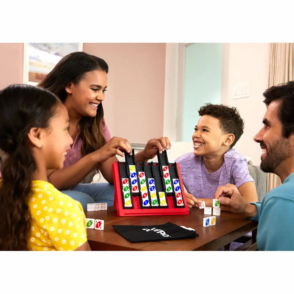 UNO Quatro Gesellschaftsspiel - Mattel kép 4