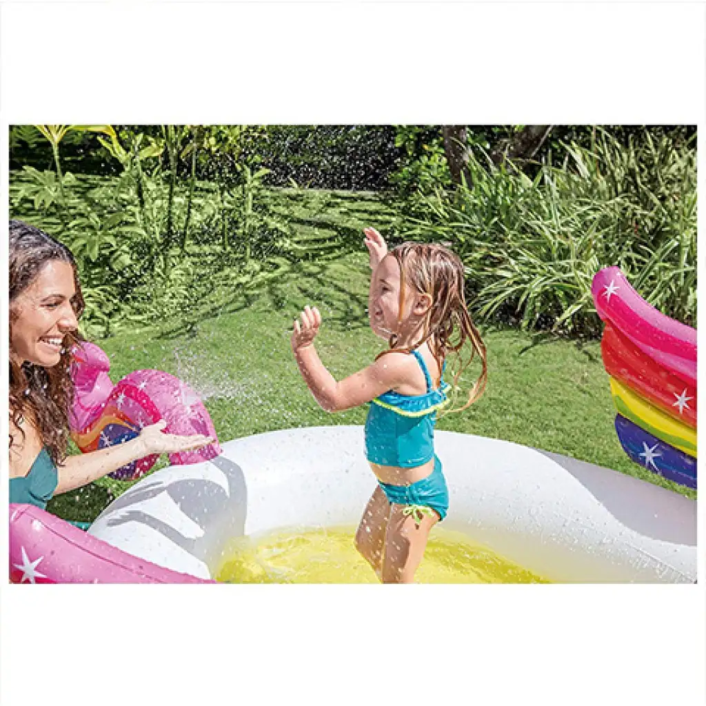 Intex: Unikornis spriccelős gyerekmedence 272x193x104cm kép 3