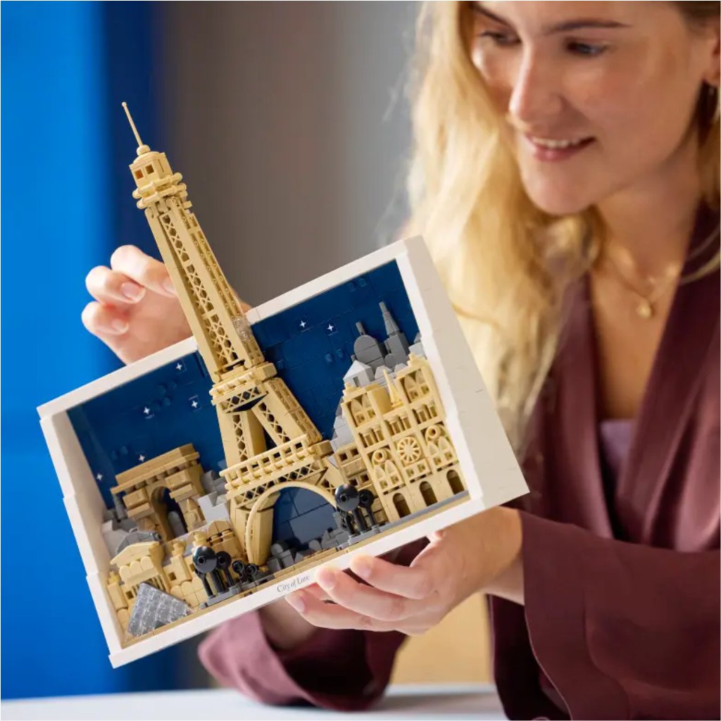 LEGO® Architecture: Párizs – a szerelem városa (21064) kép 3