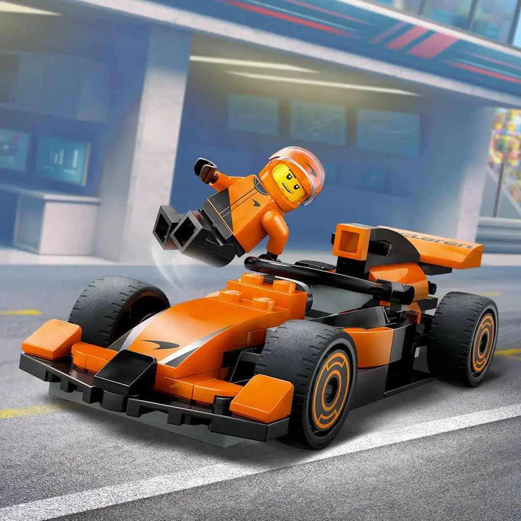 LEGO® City: F1®-Pilot mit McLaren Rennwagen (60442) kép 3