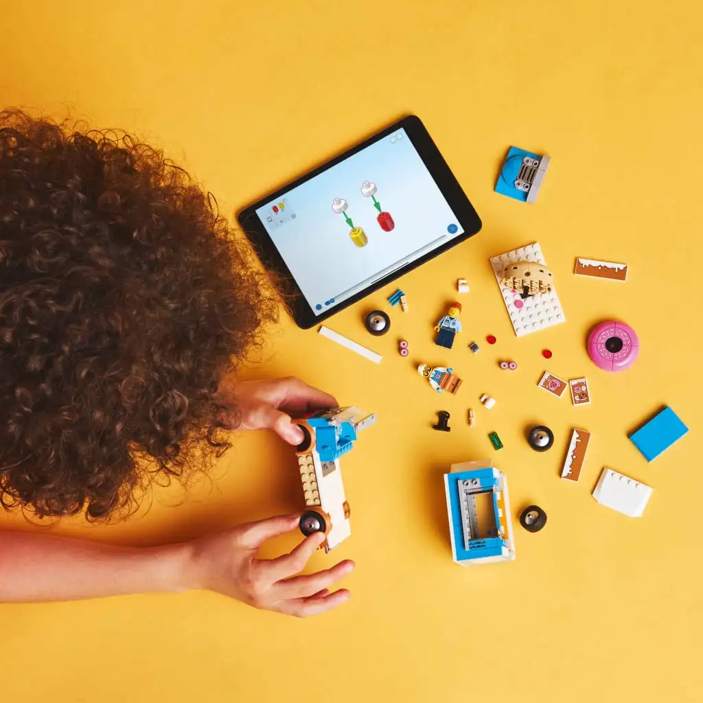 LEGO® City: Donut-Shop Verkaufswagen (60452) kép 4