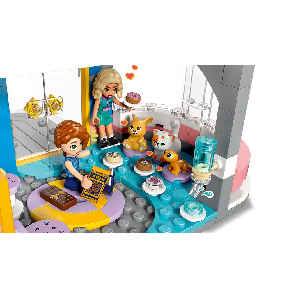 LEGO® Friends: Heartlake City Klubhaus (42689) kép 4