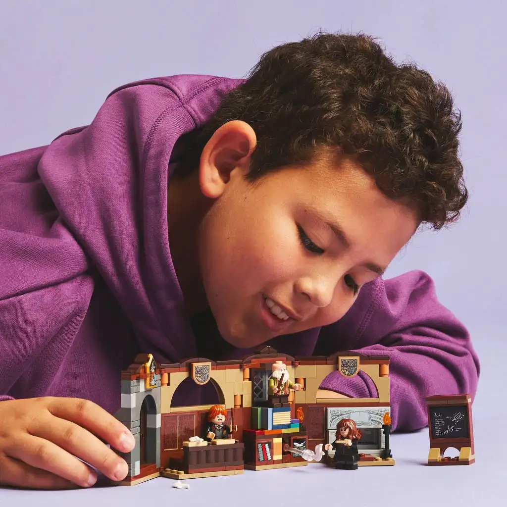 LEGO® Harry Potter: Schloss Hogwarts™ - Zauberunterricht (76442) kép 3