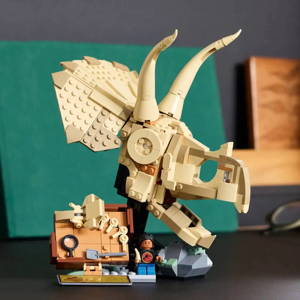 LEGO® Jurassic World: Fossilien - Triceratops-Schädel (76959) kép 3