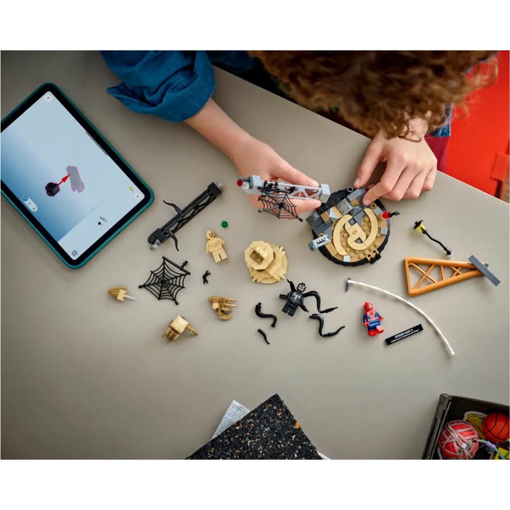 LEGO® Marvel: Spider-Man und Sandmans riesige Schlacht (76334) kép 5