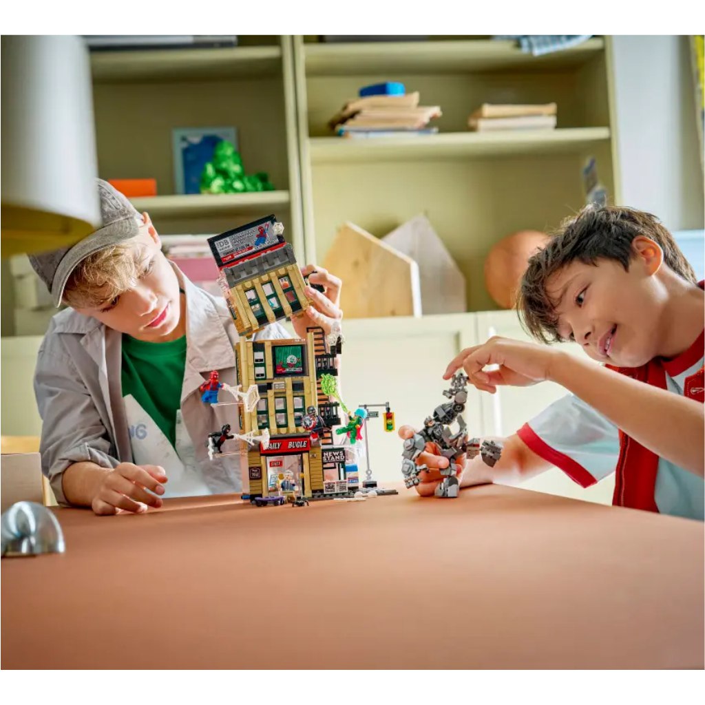 LEGO® Marvel: Spider-Man vs. Mysterio: Nachrichtenzentrale (76342) kép 4