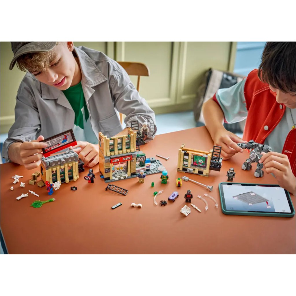 LEGO® Marvel: Spider-Man vs. Mysterio: Nachrichtenzentrale (76342) kép 5