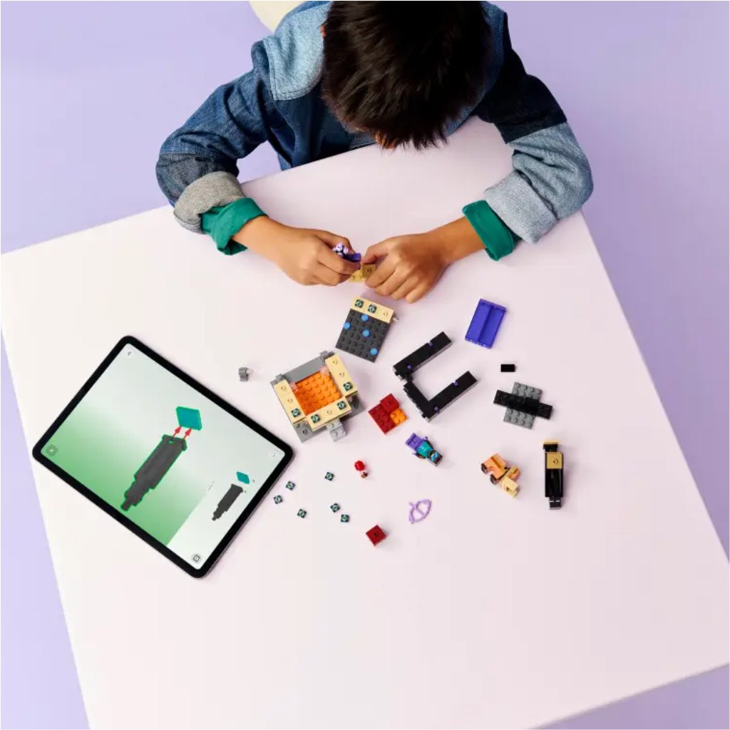 LEGO® Minecraft: Reise zum Nether-Portal und zum Endportal (21584) kép 5