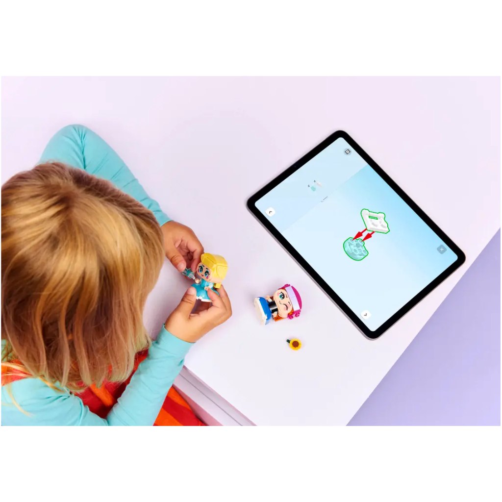 LEGO® Disney: Mini Anna und Elsa (43284) kép 4