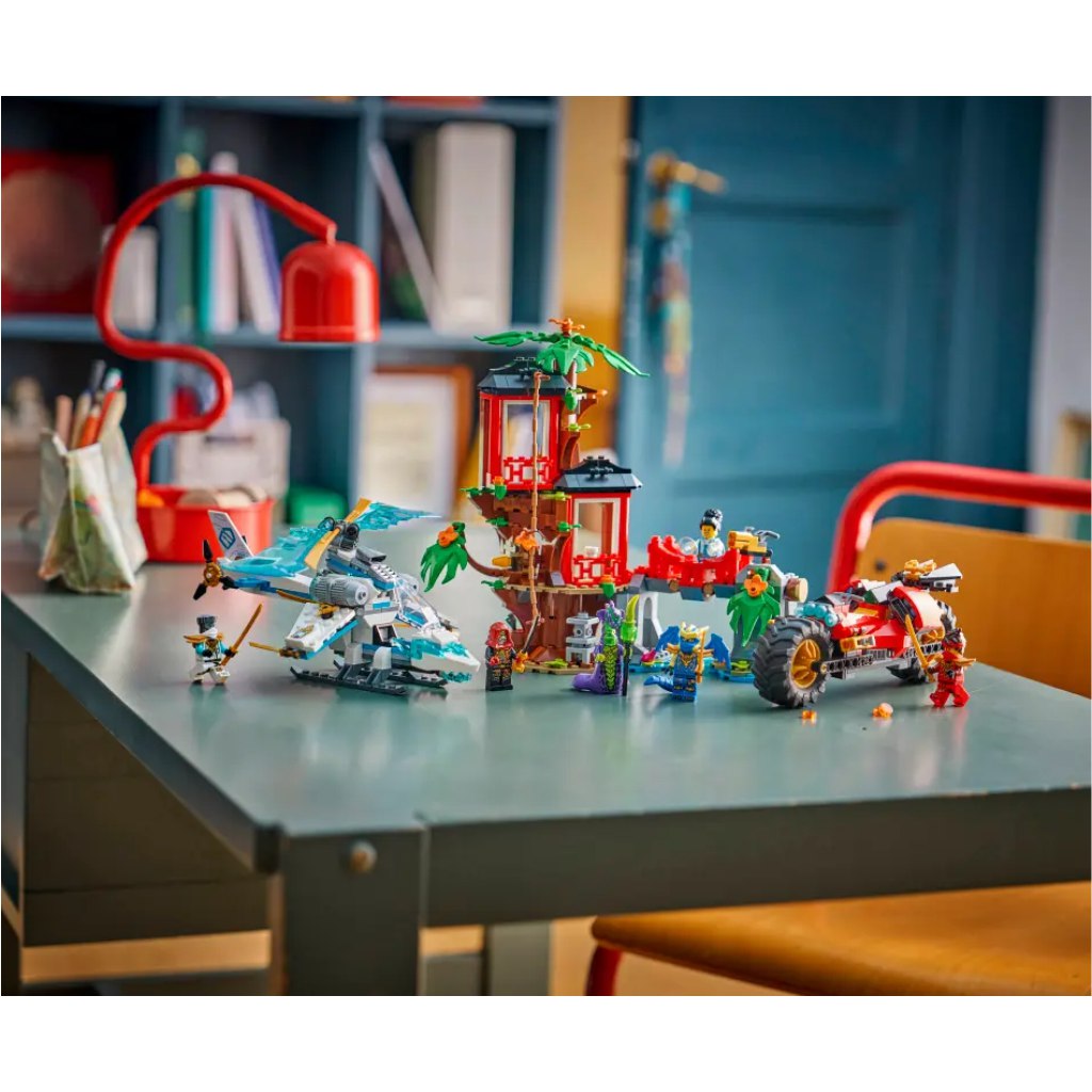 LEGO® Ninjago: Kampf der Ninja-Fahrzeuge am Baumhaus (71857) kép 5