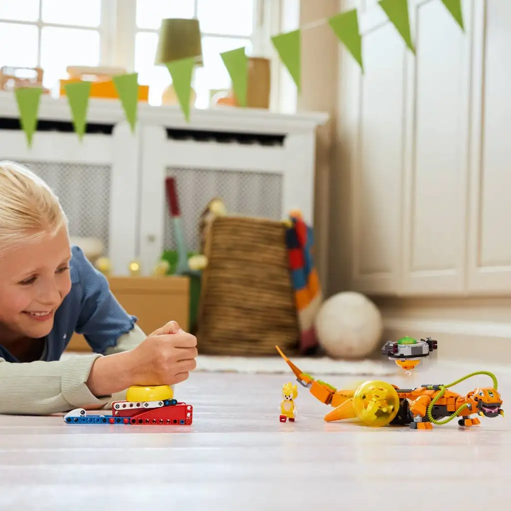 LEGO® Sonic the Hedgehog™: Super Shadow Biolizard ellen (77003) kép 3