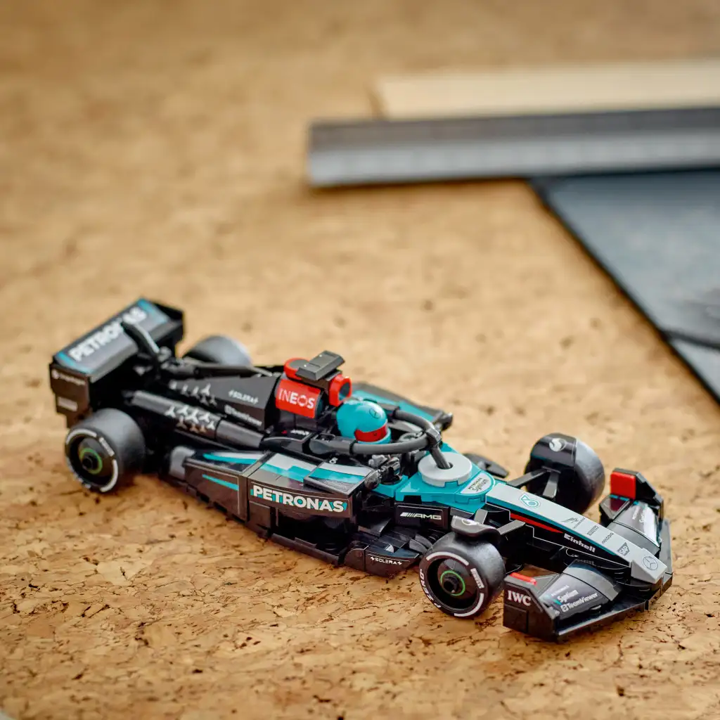 LEGO® Speed Champions: Mercedes-AMG F1® W15 Rennwagen (77244) kép 4