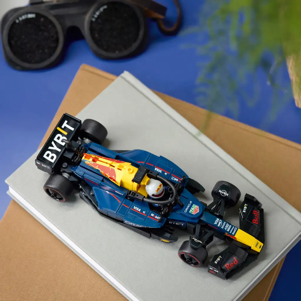 LEGO® Speed Champions: Oracle Red Bull Racing RB20 F1® Rennwagen (77243) kép 4