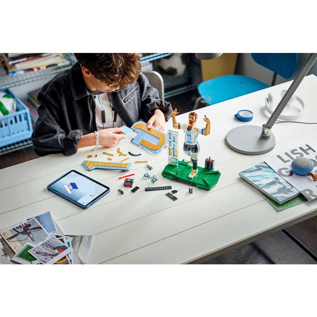 LEGO® Editions: Lionel Messi – Futball-legenda (43015) kép 5