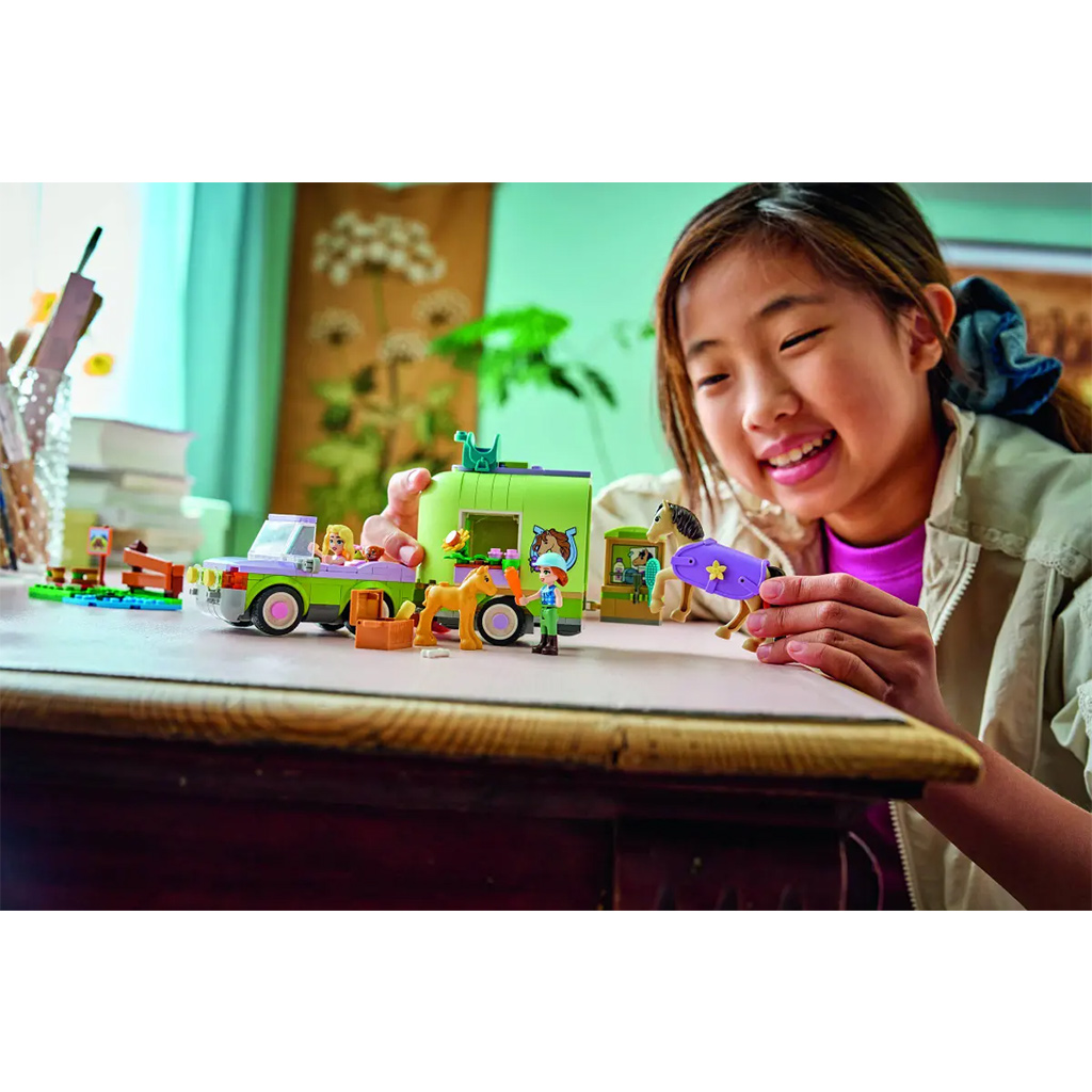 LEGO® Friends: Pferde- und Fohlenanhänger (42695) kép 7