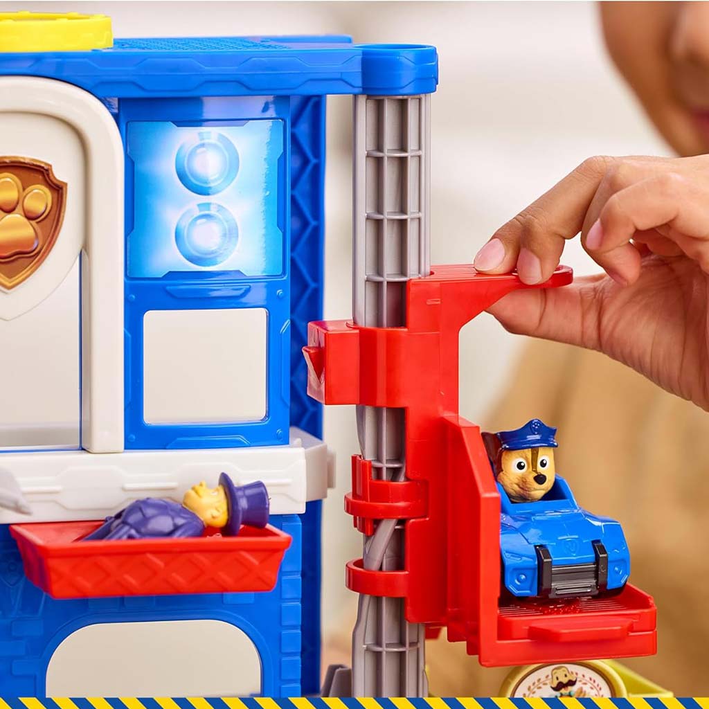 Paw Patrol: Such- und Rettungs-Polizeistation Spielset – Spin Master kép 4