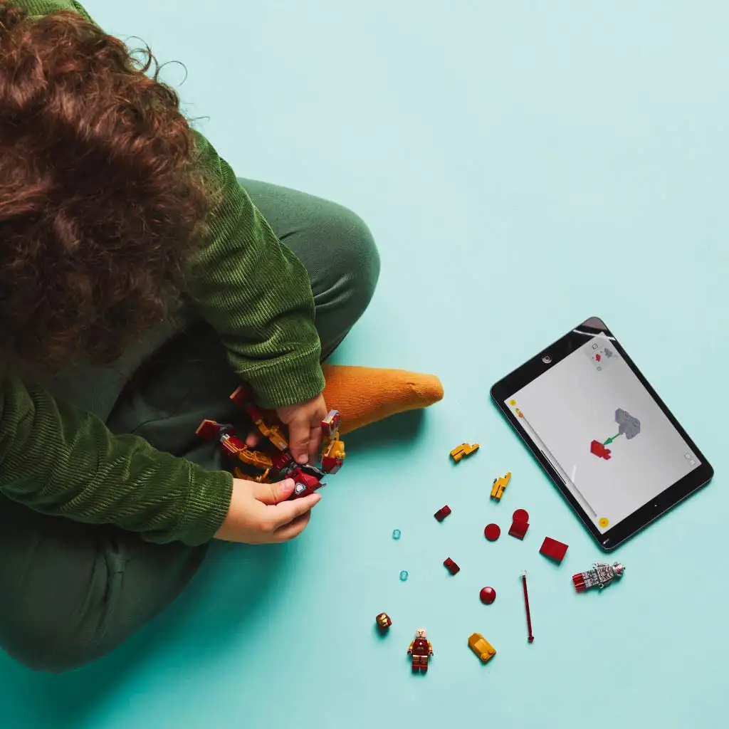 LEGO® Marvel: Iron Man Mech vs. Ultron (76307) kép 3