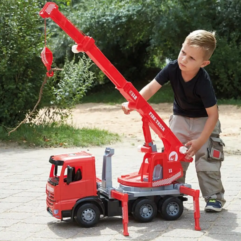 LENA: Mercedes-Benz Arocs riesiger Kran-Feuerwehrwagen 70cm kép 4